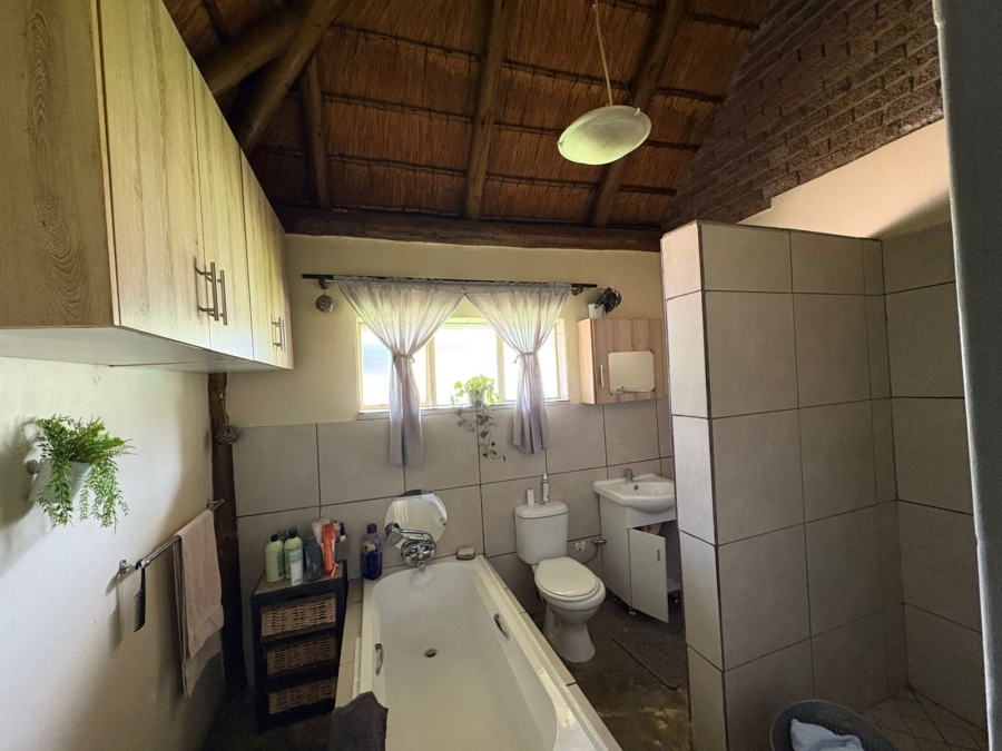 5 Bedroom Property for Sale in Safari Gardens North West